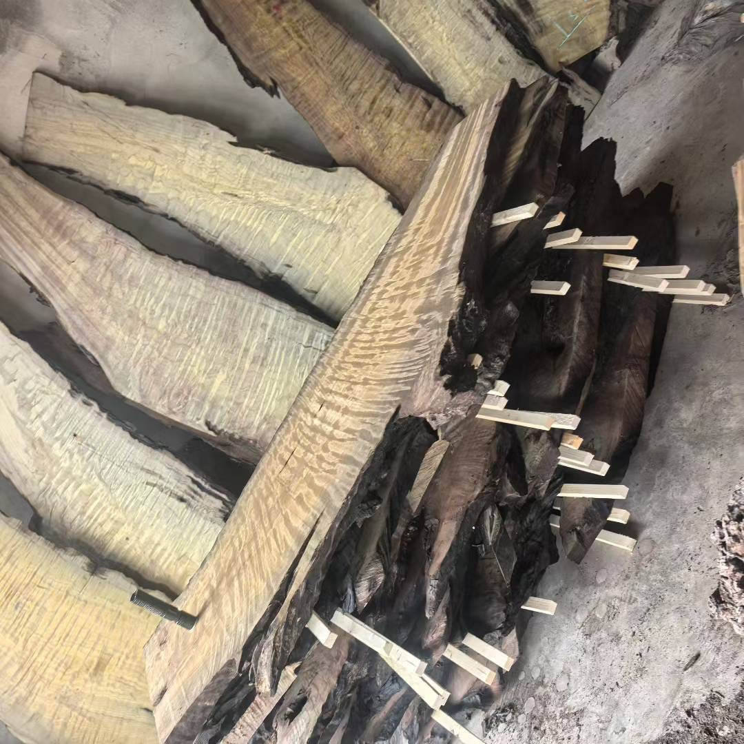 皇木阁——雅安老牌源头，高端定制金丝楠木棺的安心之选